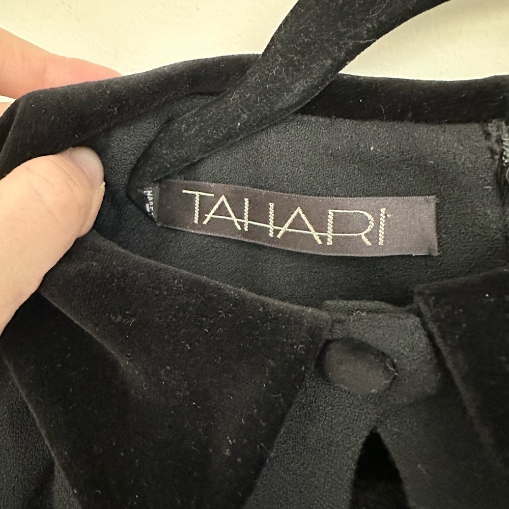 Tahari Vintage Elegant Black with Velvet Trim Dress Size 8 - Picture 7 of 11